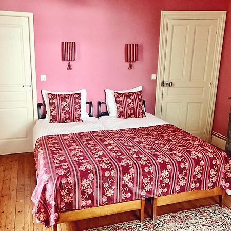 Petit Chateau Le Piot Bed & Breakfast Fleurance Bagian luar foto