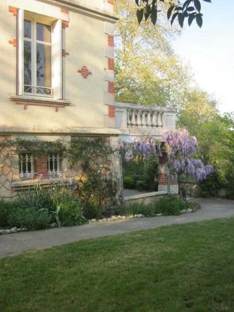Petit Chateau Le Piot Bed & Breakfast Fleurance Bagian luar foto